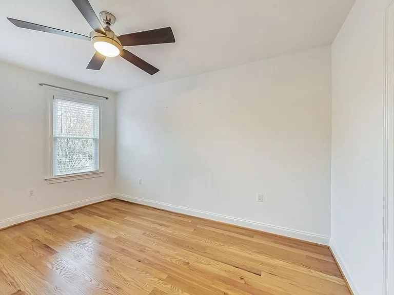 5415 Illinois Ave NW — Photo 13