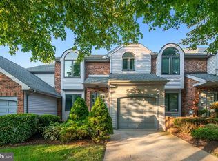 9305 Eagle View Dr, Lafayette Hill, PA 19444