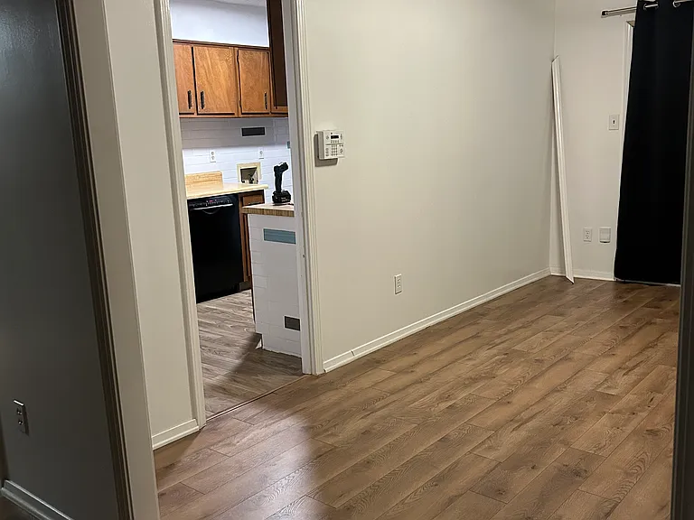 2328 Eveningview Dr — Photo 6