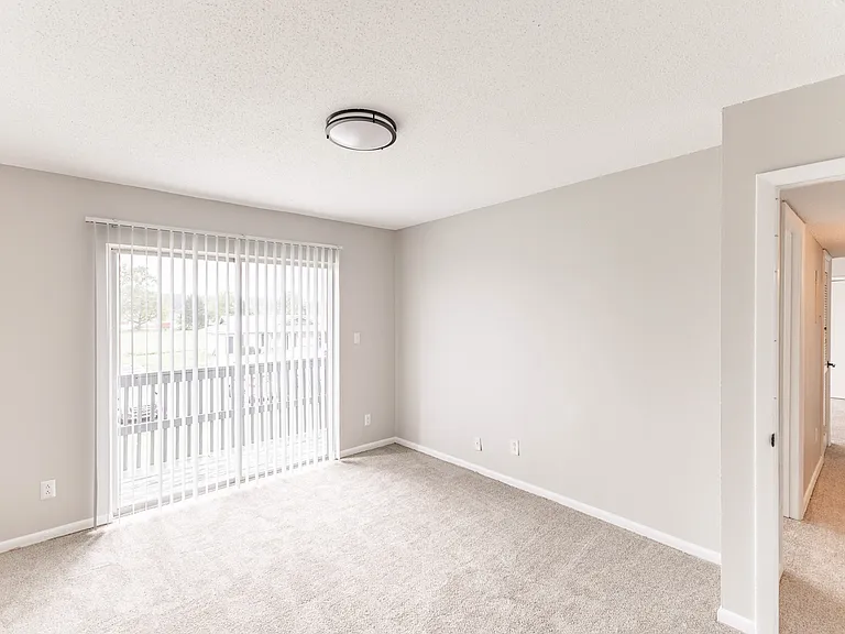 Beltline Villas Apartments — Photo 18