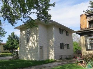 921 S Duluth Ave, Sioux Falls, SD 57104