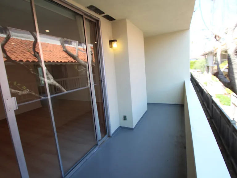 1724 Montana Ave #5 — Photo 7