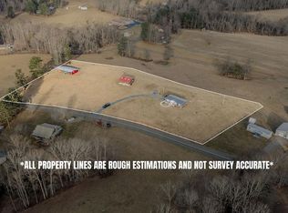 205 Volunteer Rd, Hillsville, VA 24343