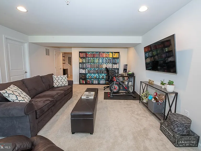 186 Cricket Dr — Photo 27