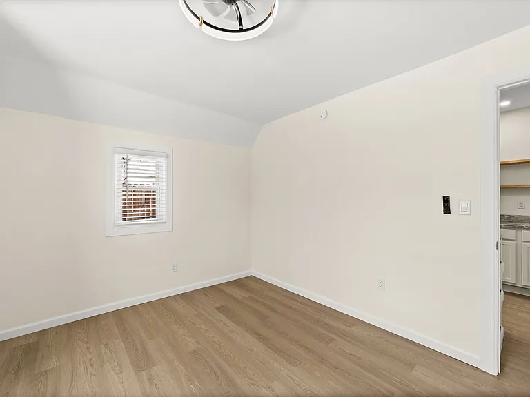 Fulton Rd — Photo 24