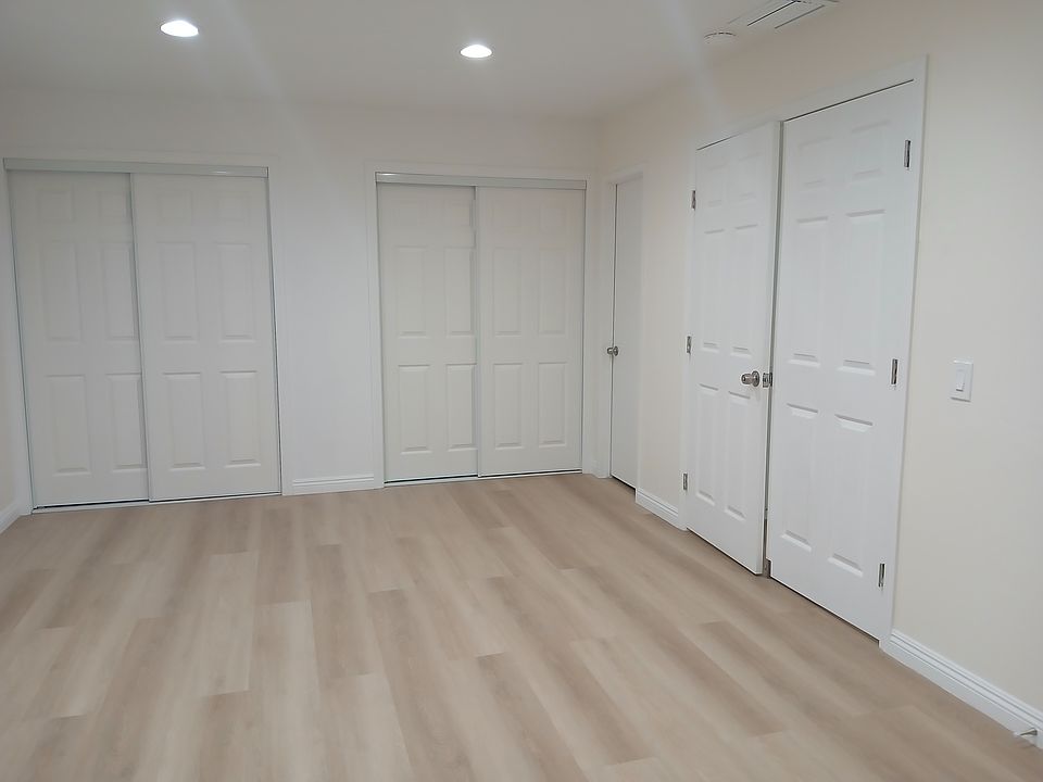 2nd image of 7952 Primrose Ln