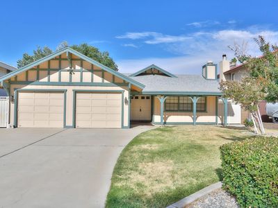 13075 Rolling Ridge Dr, Victorville, CA, 92395