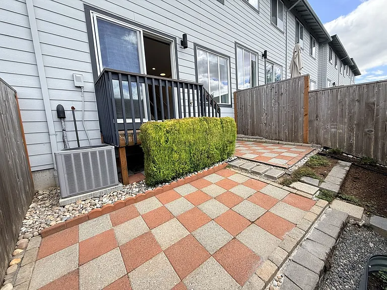 6157 Blue River Dr SE — Photo 18