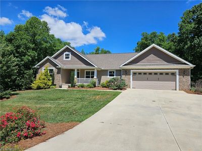 1045 Shenandoah Trl, Boonville, NC, 27011