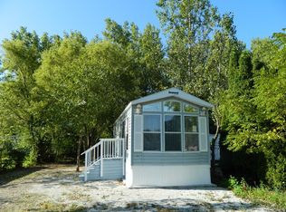 164 Flora Fern Rd, Wilmington, IL 60481