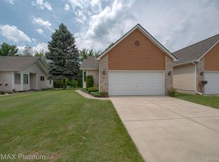 9332 Isabella Ln, Davison, MI 48423