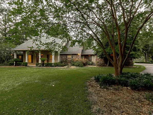 9611 Barringer Foreman Rd, Baton Rouge, LA 70809
