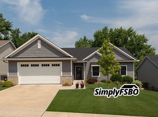 1448 W 40th St, Davenport, IA 52806