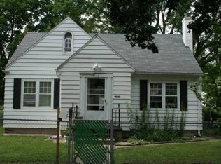 912 W Mullan Ave, Waterloo, IA 50701