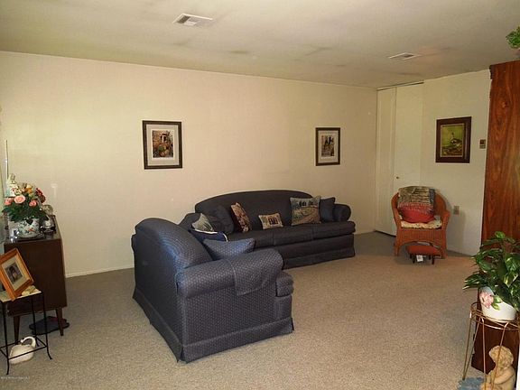3rd image of 1154C Argyll Cir