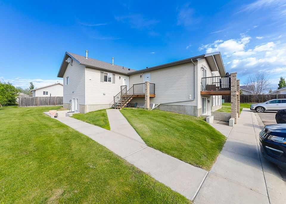 1st image of 1901 52nd Ave #1