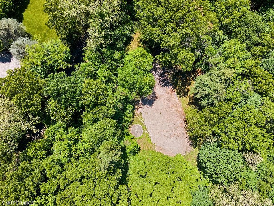 1st image of 10 High Farms Road