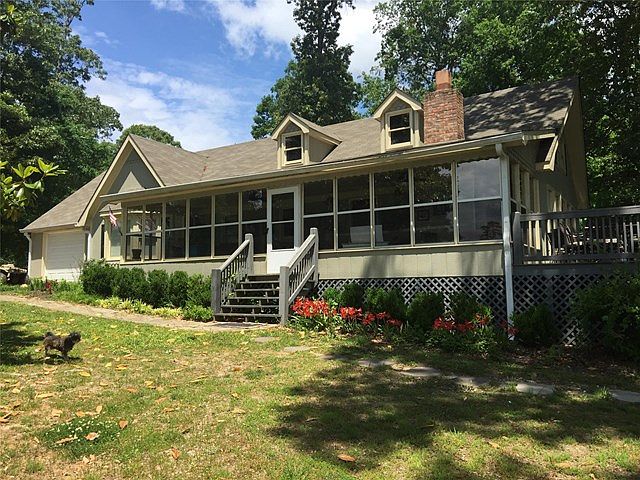 2nd image of 110 Holland Rd