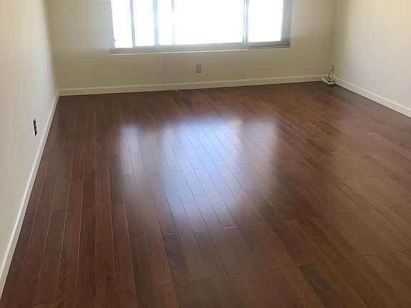 2nd image of 2701 Sacramento St APT 5