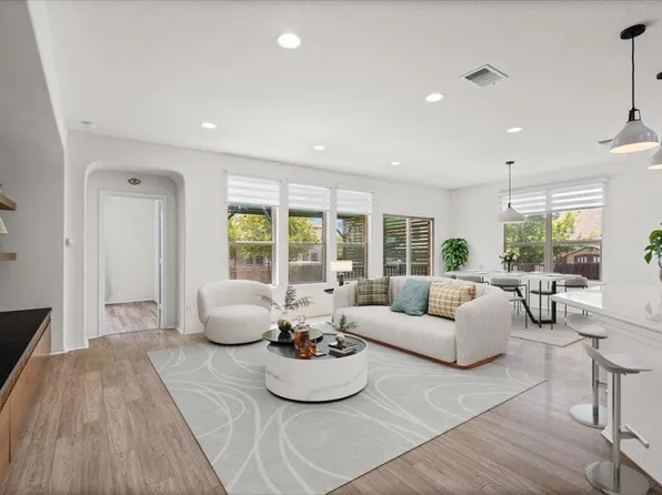 1113 Calla Lily Blvd, Leander, TX 78641