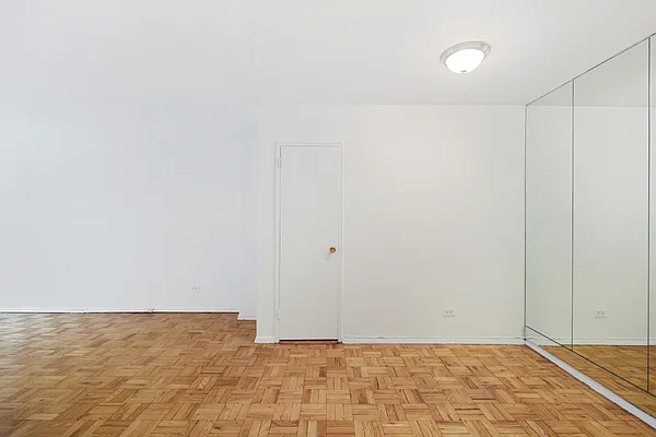 Rented by Oxford Property Group | media 19