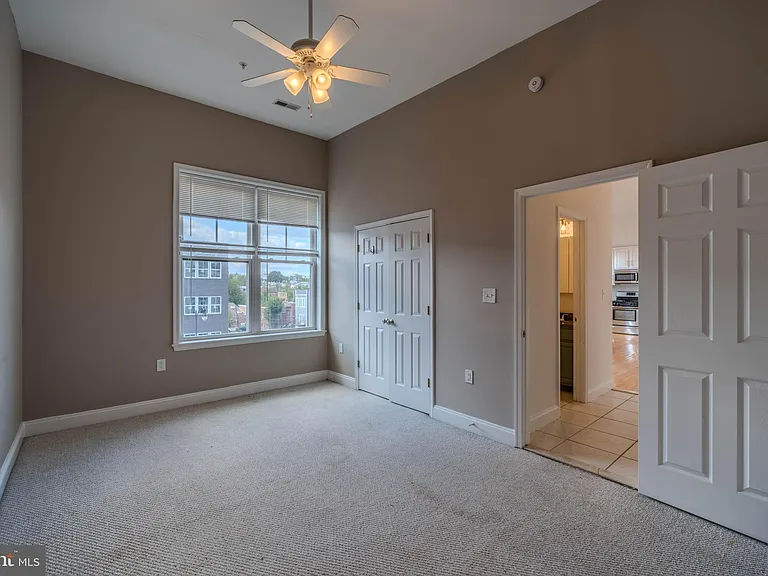 1629 L St NE #305 — Photo 23