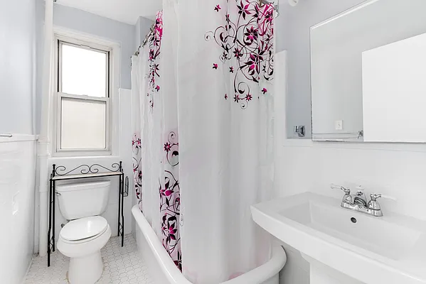 Rented by Douglas Elliman | media 18