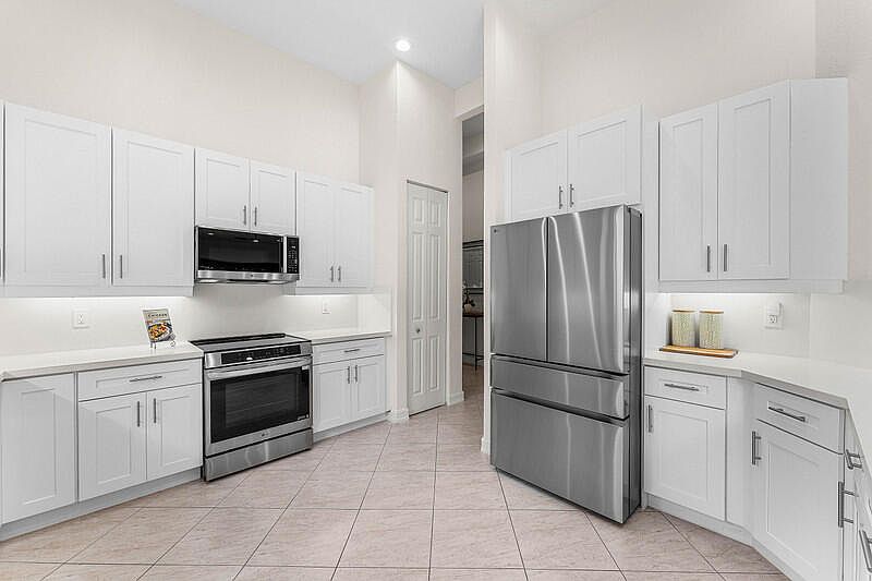 1st image of 9720 Isles Cay Drive