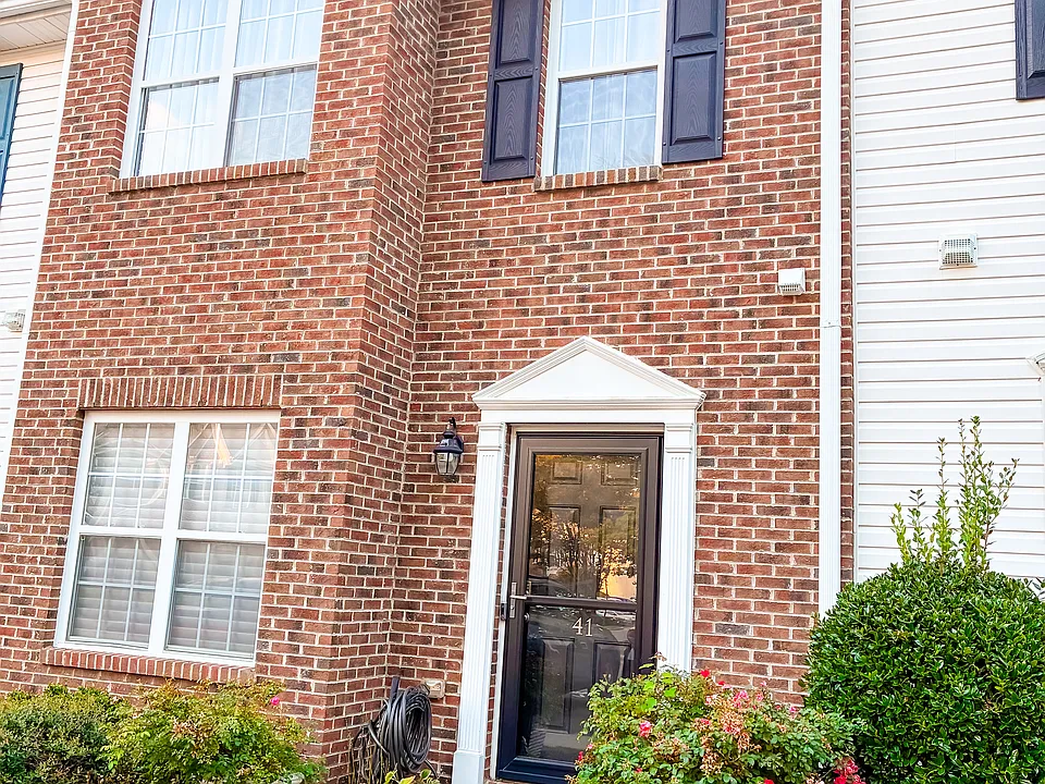 41 Edgebrook Cir #41