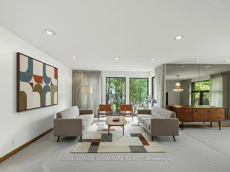 18 Old English Ln — Photo 3