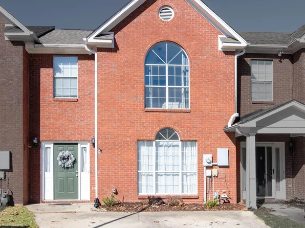 263 Cambrian Ridge Trl, Pelham, AL 35124