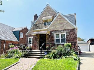 64-14 Ellwell Cres #2, Rego Park, NY 11374
