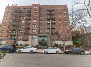 5235 Post Rd APT 1B, Bronx, NY 10471