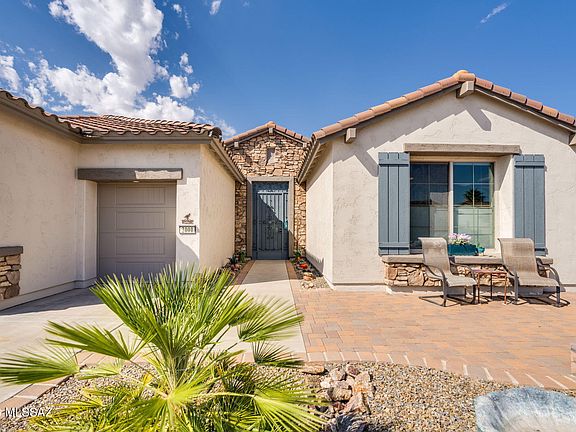 3rd image of 2101 E Madera Plateau Dr