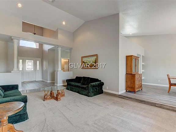 4th image of 2700 Lakecrest Dr