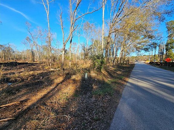 2nd image of 47 Sherwood Dr Lot 1