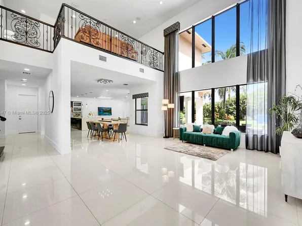 11231 NW 19th Ct, Plantation, FL 33323