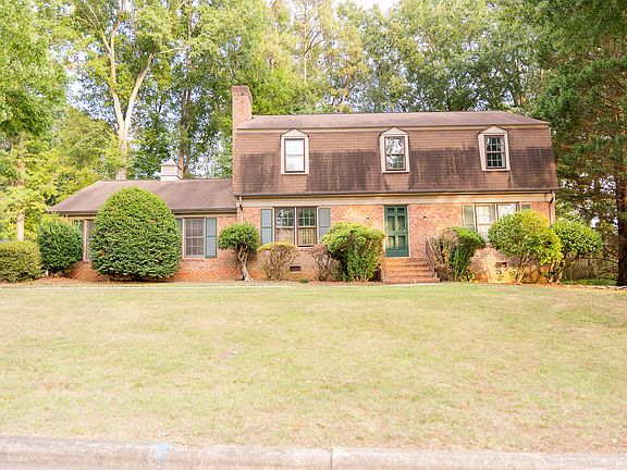2nd image of 3130 Truitt Dr