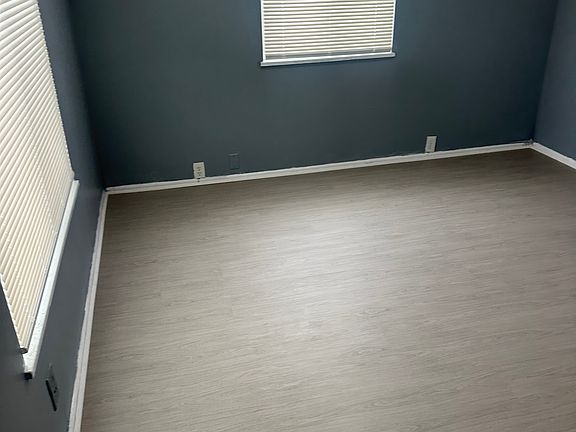 3rd image of 1352 Northwood Dr