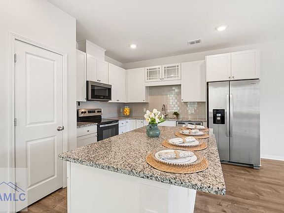 2nd image of 149 Benelli Dr