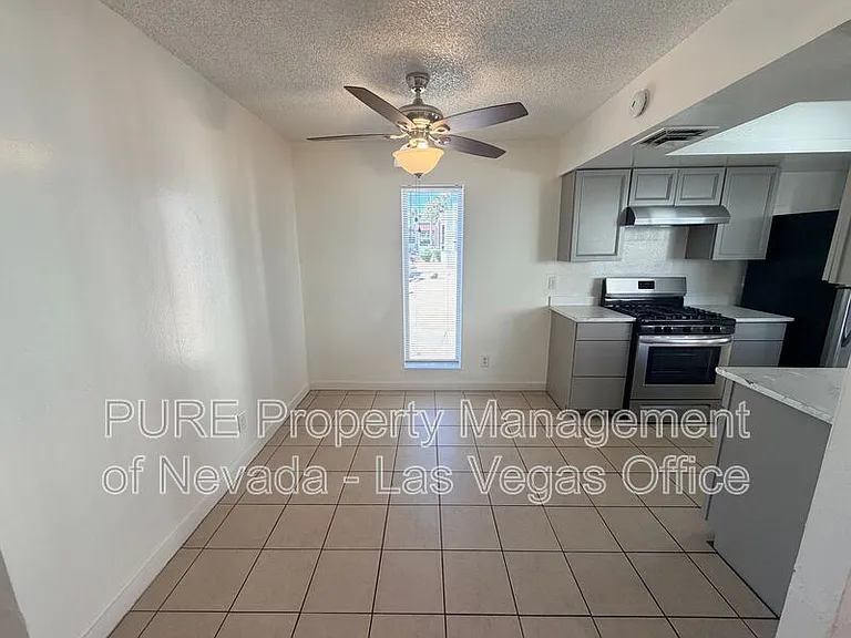 1405 Vegas Valley Dr #193-bldg 20 — Photo 7