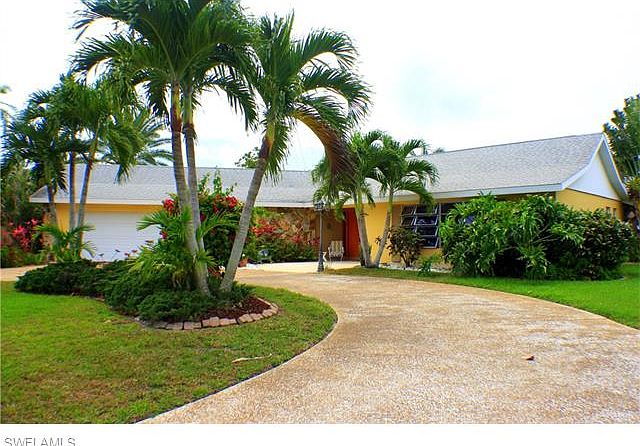 1st image of 5330 SW 2nd Ave