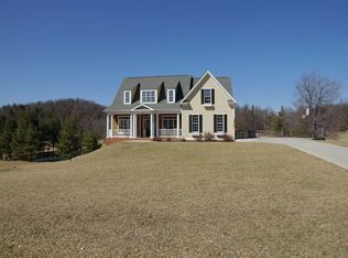 206 Cobble Ln, Bent Mountain, VA 24059