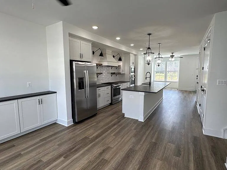1817 Shookstown Rd #9 — Photo 3