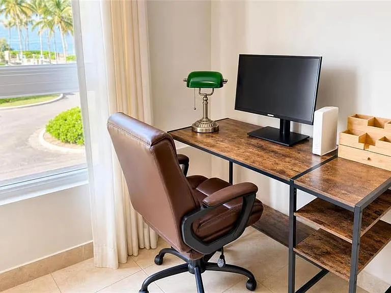100 Ocean Dr #131 — Photo 9