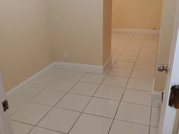 203 8th Street image 10 of 14