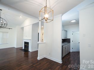 5730 Closeburn Rd APT O, Charlotte, NC 28210