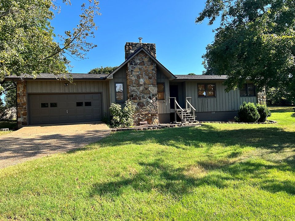 1st image of 109 Fern Dr