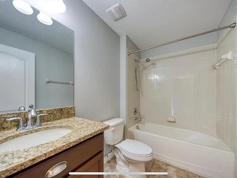 10124 Newminster Loop — Photo 6