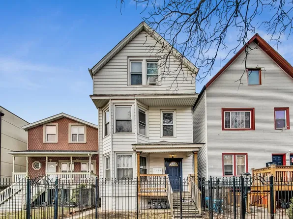 1936 N Saint Louis Ave, Chicago, IL 60647
